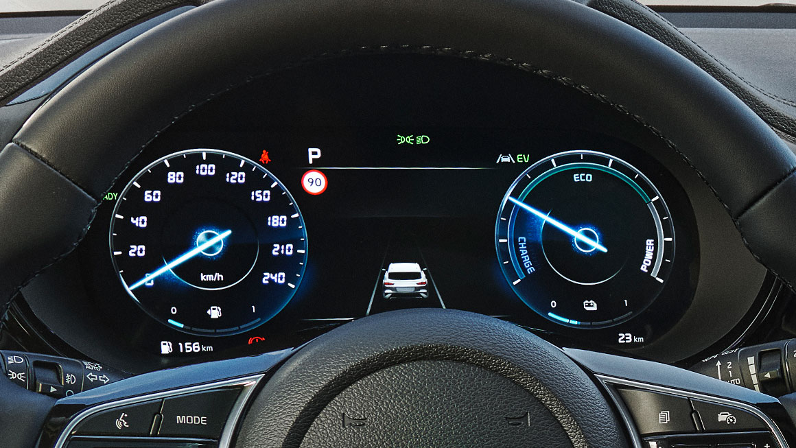 https://www.kia-gleich-reutlingen.de/content/dam/kwcms/kme/global/en/assets/vehicles/cd-cuv/discover/kia-xceed-phev-my23-full-digital-cluster.jpg